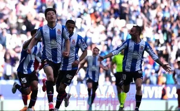 新华社：武磊西甲首球书写历史 获西班牙媒体赞扬